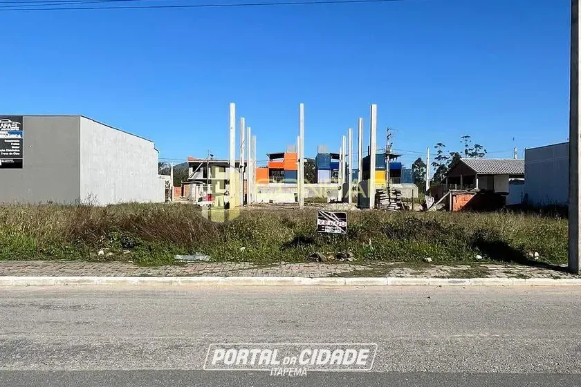 Terreno &agrave; venda - 200m&sup2; - Morretes