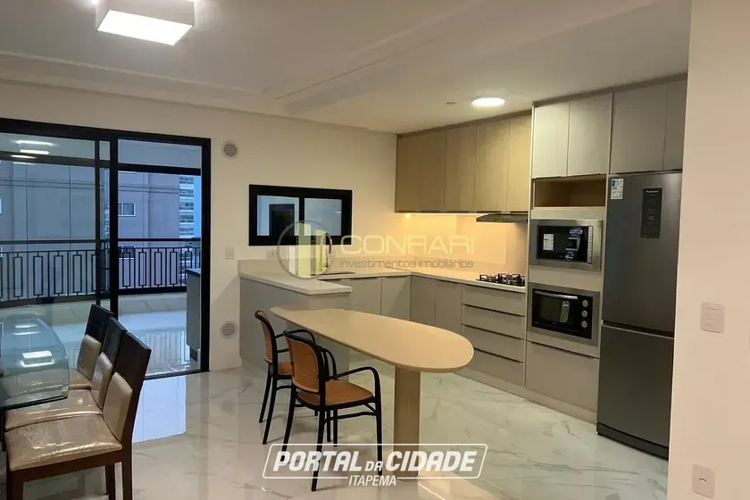 Apartamento para alugar - 187m&sup2; - meia praia