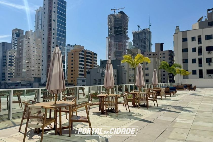 Apartamento &agrave; venda - 125m&sup2; - Centro