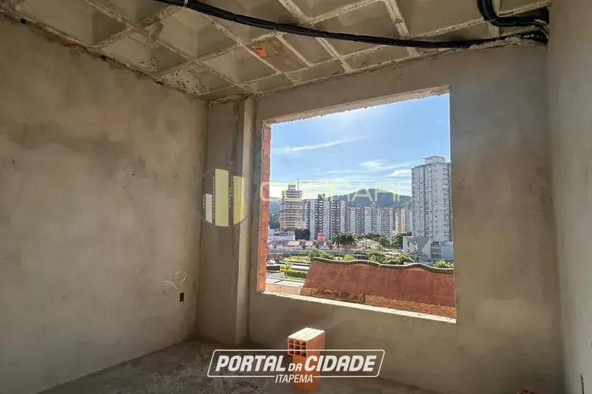 Apartamento &agrave; venda - 145m&sup2; - CENTRO