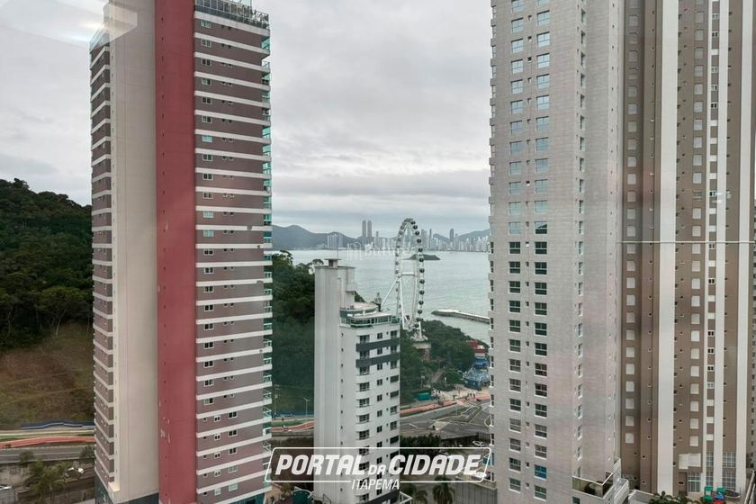 Apartamento &agrave; venda - 135m&sup2; - Pioneiros