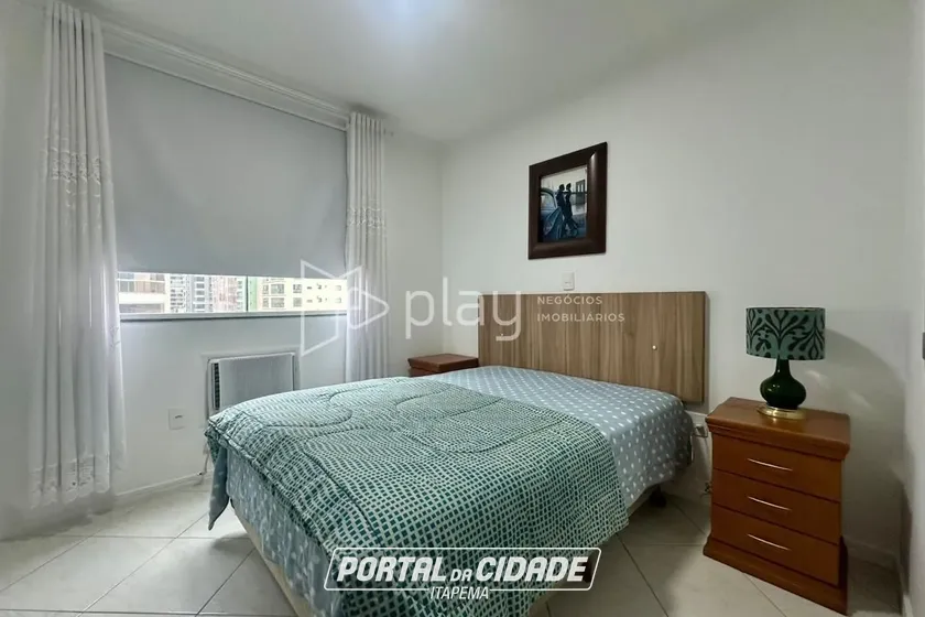 Apartamento &agrave; venda - 107m&sup2; - Meia Praia