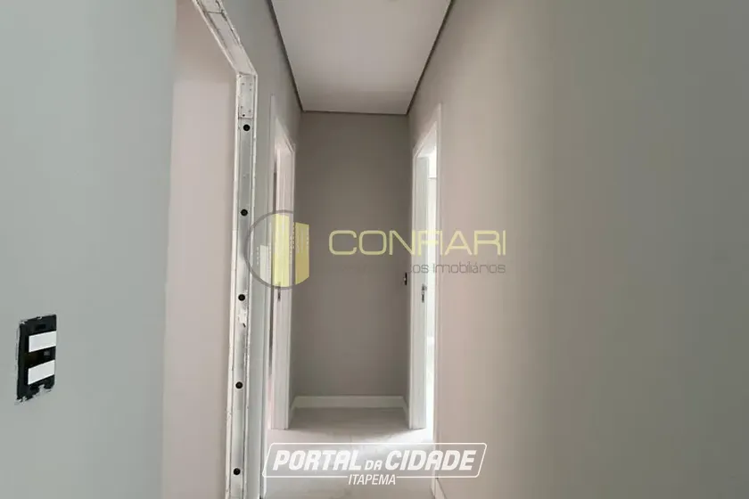 Apartamento &agrave; venda - 132m&sup2; - MEIA PRAIA