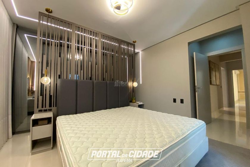 Apartamento &agrave; venda - 1872m&sup2; - Meia Praia