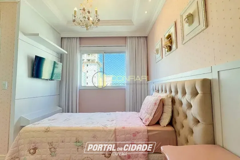 Apartamento &agrave; venda - 251m&sup2; - Meia Praia