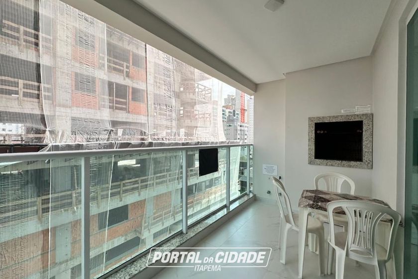 Apartamento &agrave; venda - 86m&sup2; - Meia Praia
