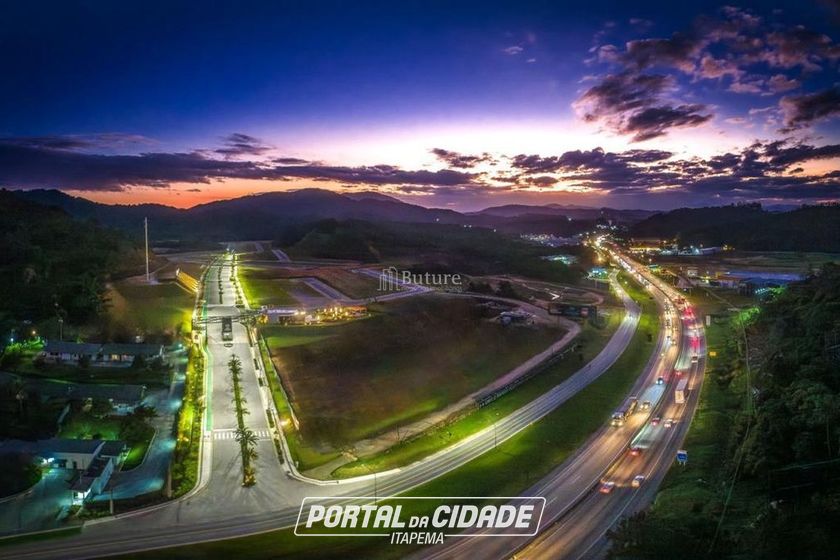 Terreno &agrave; venda - 300m&sup2; - V&aacute;rzea do Ranchinho