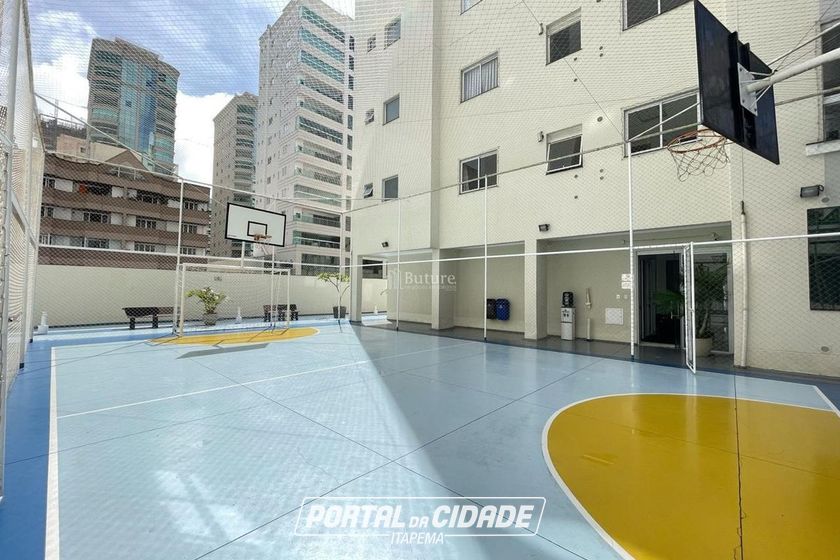Apartamento &agrave; venda - 121m&sup2; - Meia Praia