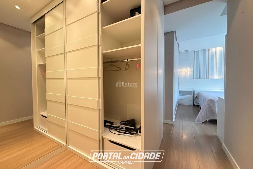 Apartamento &agrave; venda - 85m&sup2; - Meia Praia