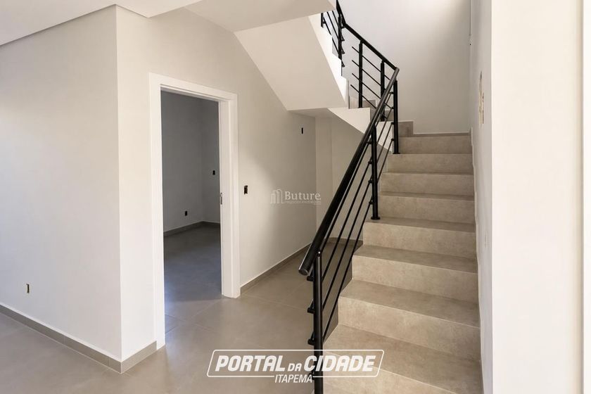 Casa &agrave; venda - 140m&sup2; - Itapema do Norte