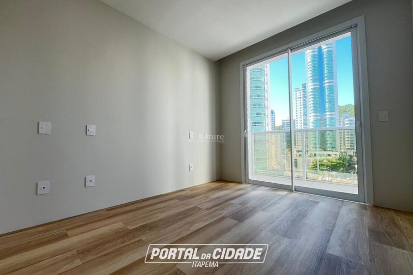 Apartamento &agrave; venda - 223m&sup2; - Pioneiros