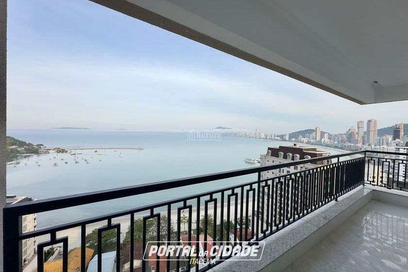 Apartamento &agrave; venda - 190m&sup2; - Centro