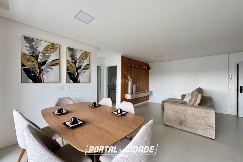 Apartamento &agrave; venda - 84m&sup2; - Praia Brava
