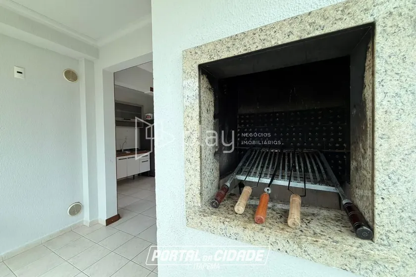 Apartamento &agrave; venda - 100m&sup2; - Meia Praia
