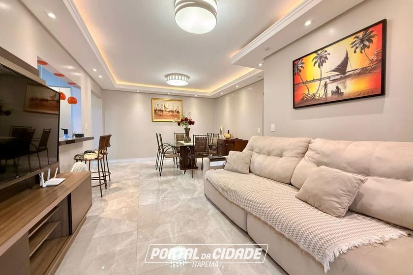 Apartamento &agrave; venda - 160m&sup2; - Meia Praia