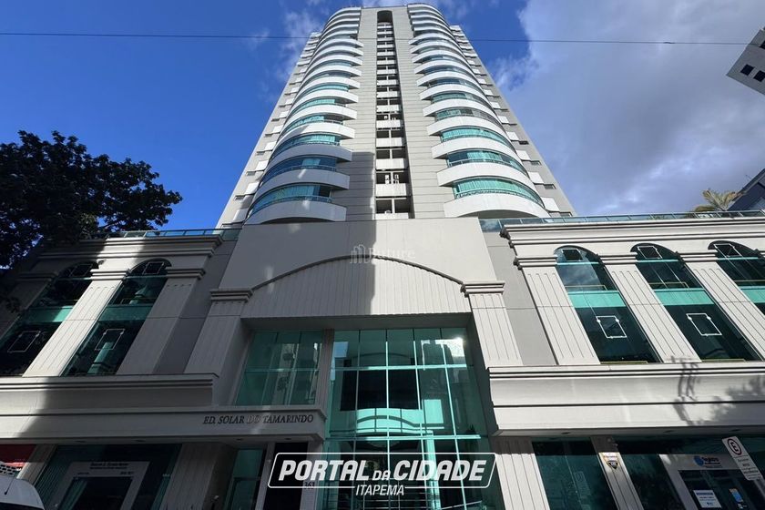Apartamento &agrave; venda - 122m&sup2; - Centro