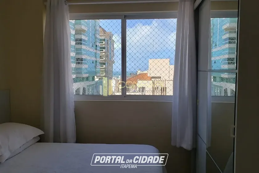 Apartamento &agrave; venda - 174m&sup2; - Meia Praia