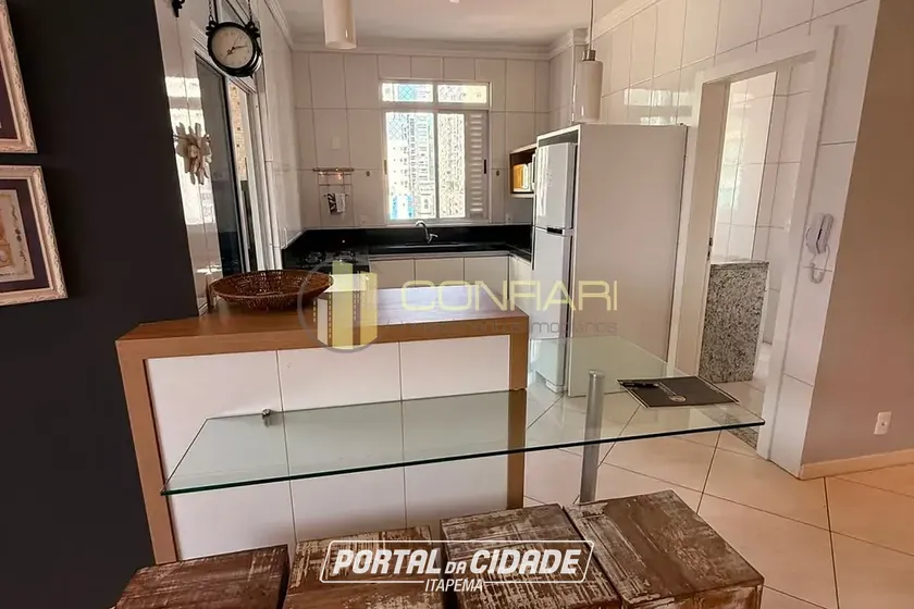 Apartamento &agrave; venda - 154m&sup2; - Meia Praia
