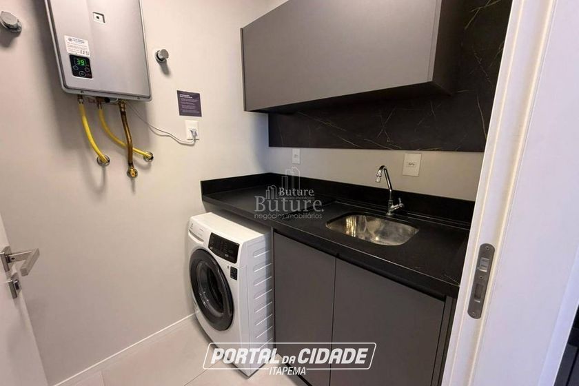 Apartamento &agrave; venda - Meia Praia