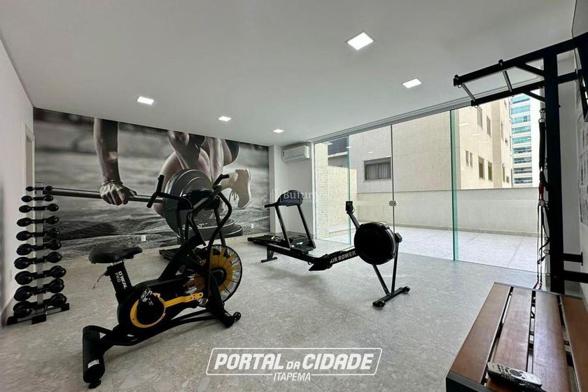 Apartamento &agrave; venda - 190m&sup2; - Meia Praia
