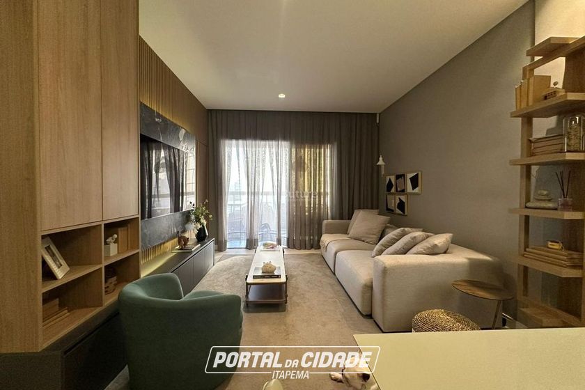 Apartamento &agrave; venda - 134m&sup2; - Meia Praia