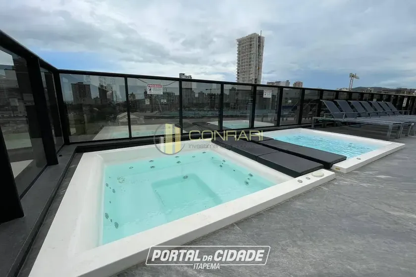 Apartamento &agrave; venda - 867m&sup2; - pereque