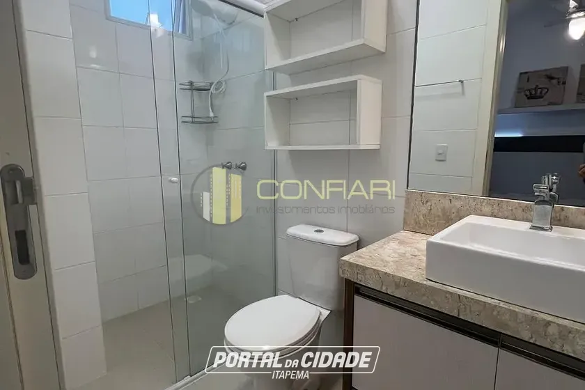 Apartamento para alugar - 110m&sup2; - Meia Praia