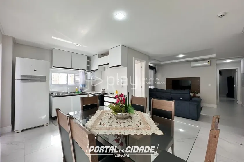 Apartamento &agrave; venda - 86m&sup2; - Meia Praia