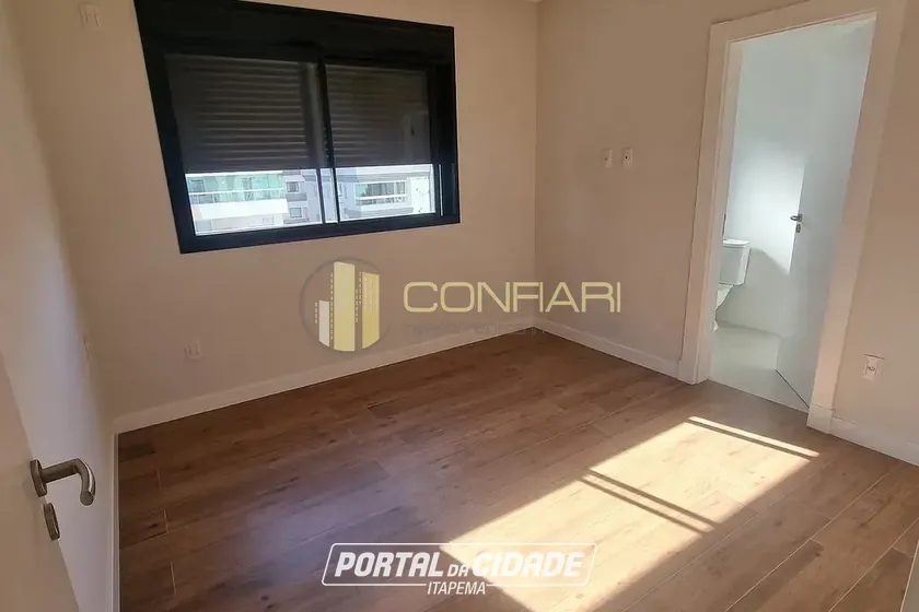 Apartamento &agrave; venda - 162m&sup2; - meia praia