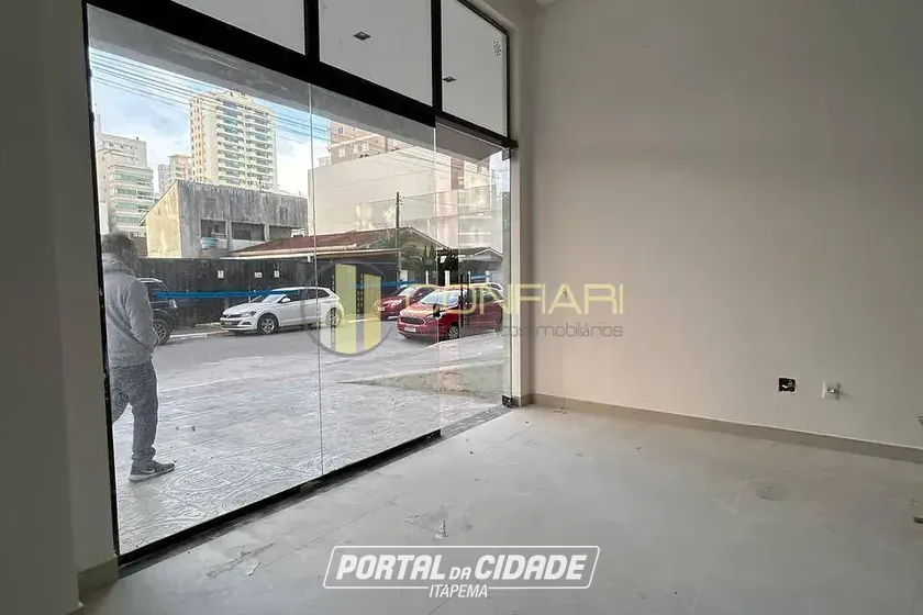 Sala Comercial &agrave; venda - 110m&sup2; - Meia Praia
