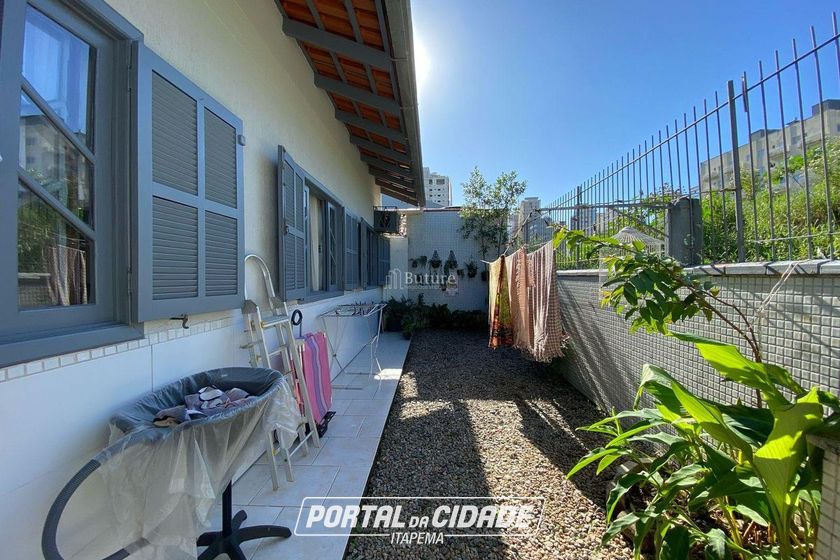 Casa &agrave; venda - 100m&sup2; - 