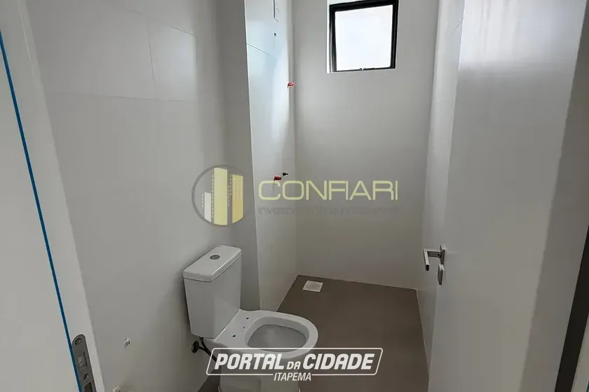 Apartamento &agrave; venda - 103m&sup2; - meia praia