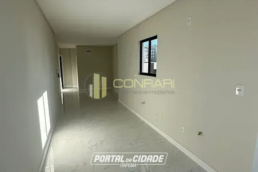 Apartamento &agrave; venda - 100m&sup2; - Meia Praia