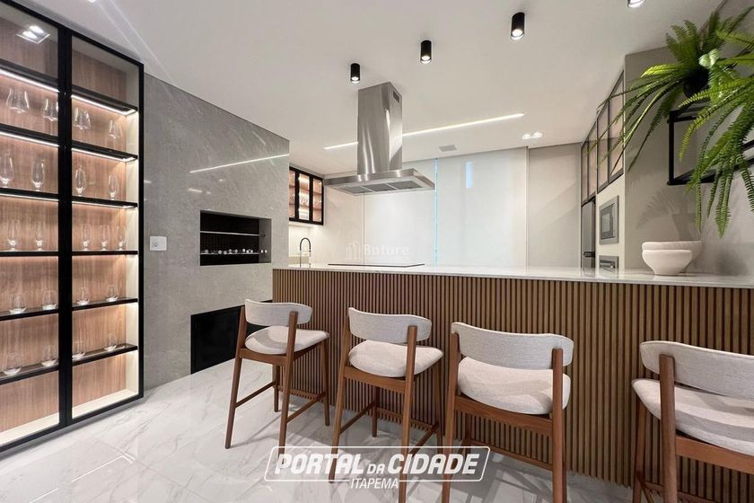 Apartamento &agrave; venda - 159m&sup2; - Meia Praia