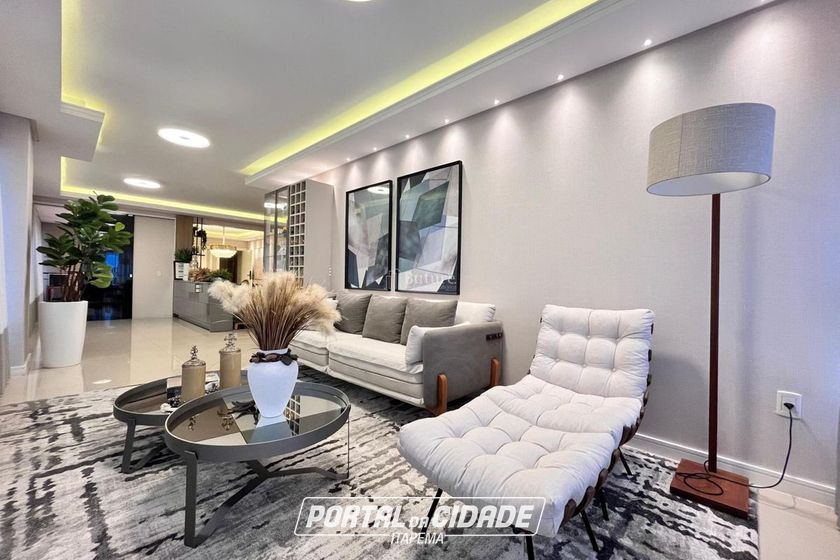 Apartamento &agrave; venda - 320m&sup2; - Meia Praia