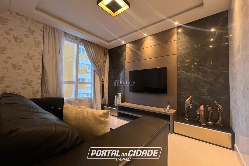 Apartamento &agrave; venda - 185m&sup2; - Meia Praia