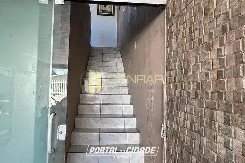 Casa &agrave; venda - 250m&sup2; - Casa Branca