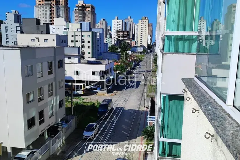 Apartamento &agrave; venda - 75m&sup2; - Morretes