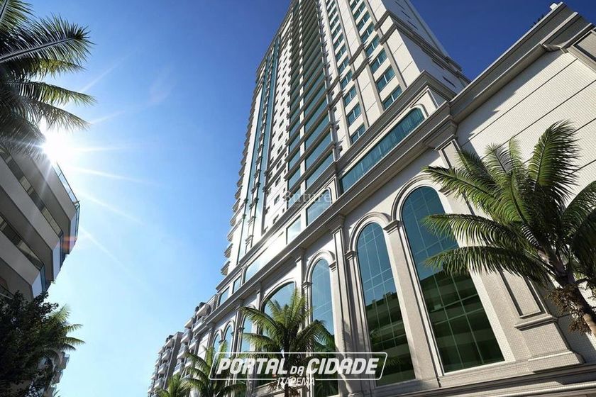 Apartamento &agrave; venda - 180m&sup2; - Meia Praia
