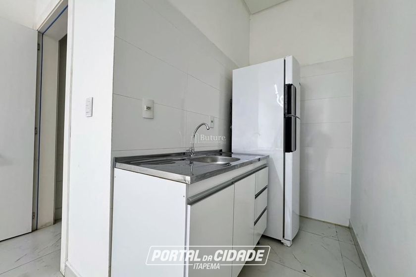 Sala Comercial &agrave; venda - 57m&sup2; - Meia Praia