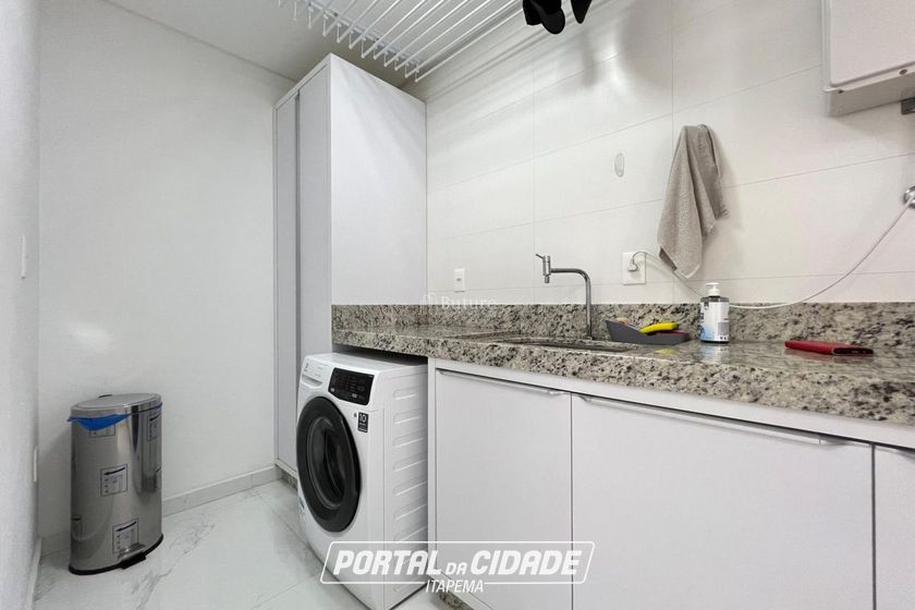 Apartamento &agrave; venda - 198m&sup2; - Meia Praia
