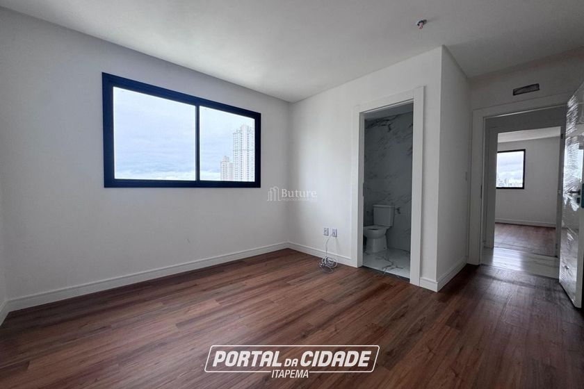 Apartamento &agrave; venda - 170m&sup2; - Centro