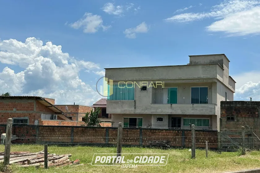 Casa &agrave; venda - 244m&sup2; - Ribanceira do Sul
