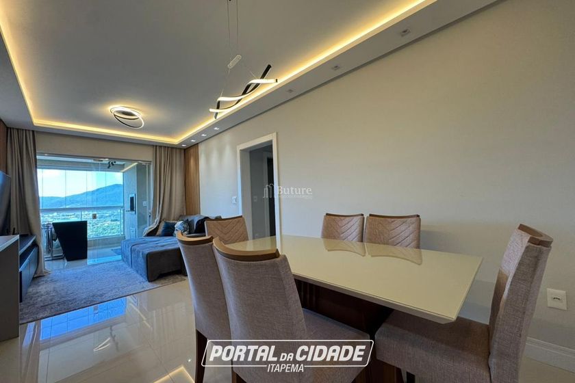 Apartamento &agrave; venda - 85m&sup2; - Meia Praia