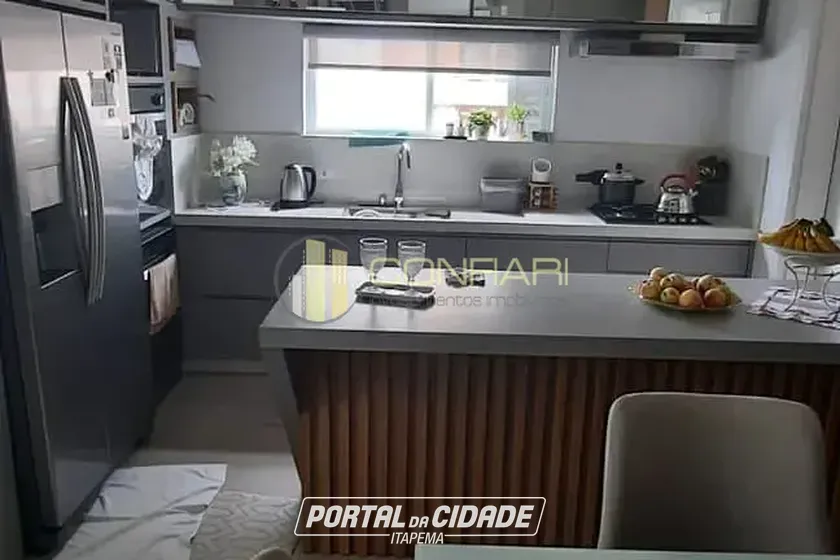 Apartamento &agrave; venda - 123m&sup2; - Meia Praia