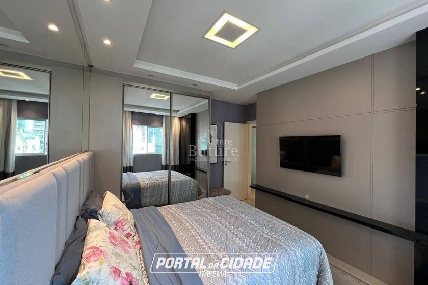 Apartamento &agrave; venda - Meia Praia
