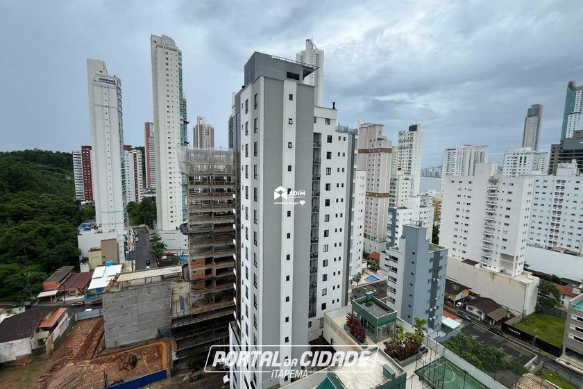 Apartamento para alugar - 130m&sup2; - Pioneiros