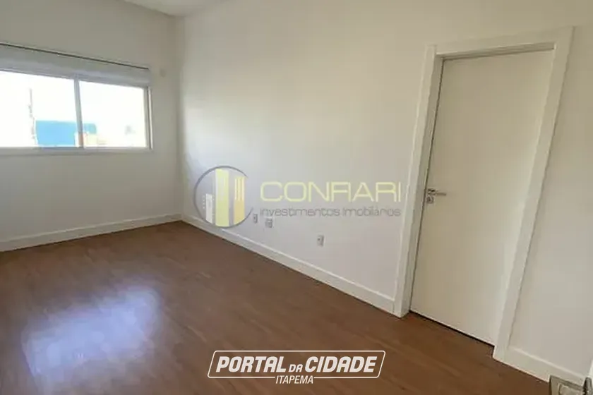 Apartamento &agrave; venda - 164m&sup2; - Meia Praia