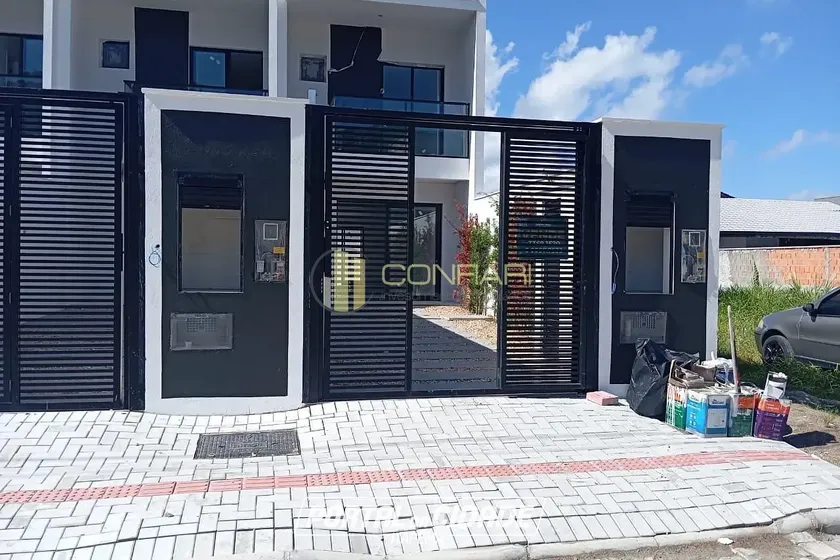 Sobrado &agrave; venda - 97m&sup2; - Morrinhos