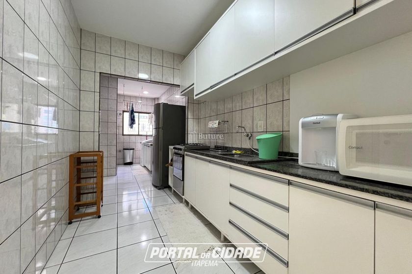 Apartamento &agrave; venda - 160m&sup2; - Meia Praia